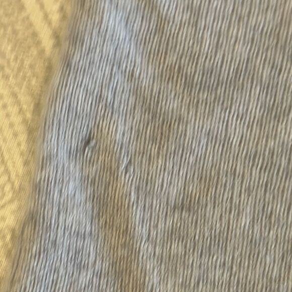 27 Miles Women’s Light Grey Skull Design Cashmere Sweater - Size S - Picture 8 of 9